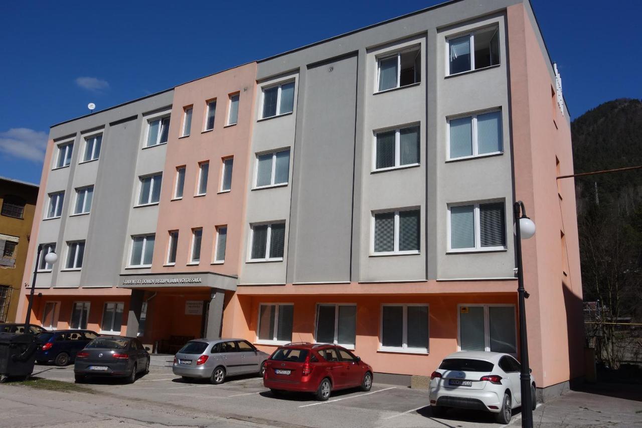 Apartmany Alzuz Ruzomberok Exterior photo